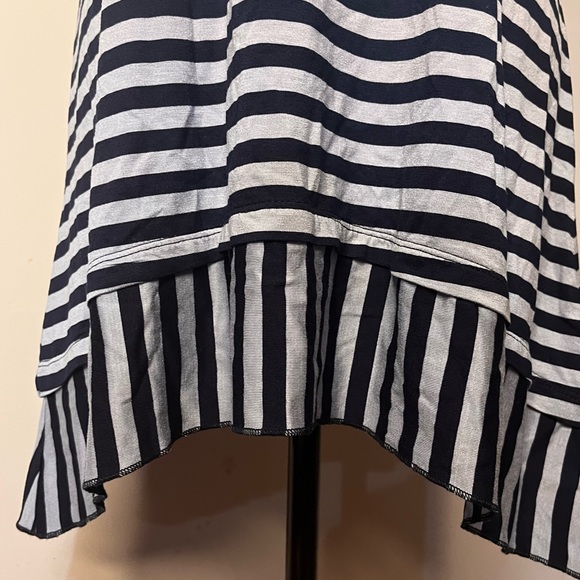 NWOT LOGO Striped Top w/ Ultimate Softness!! - Picture 3 of 7